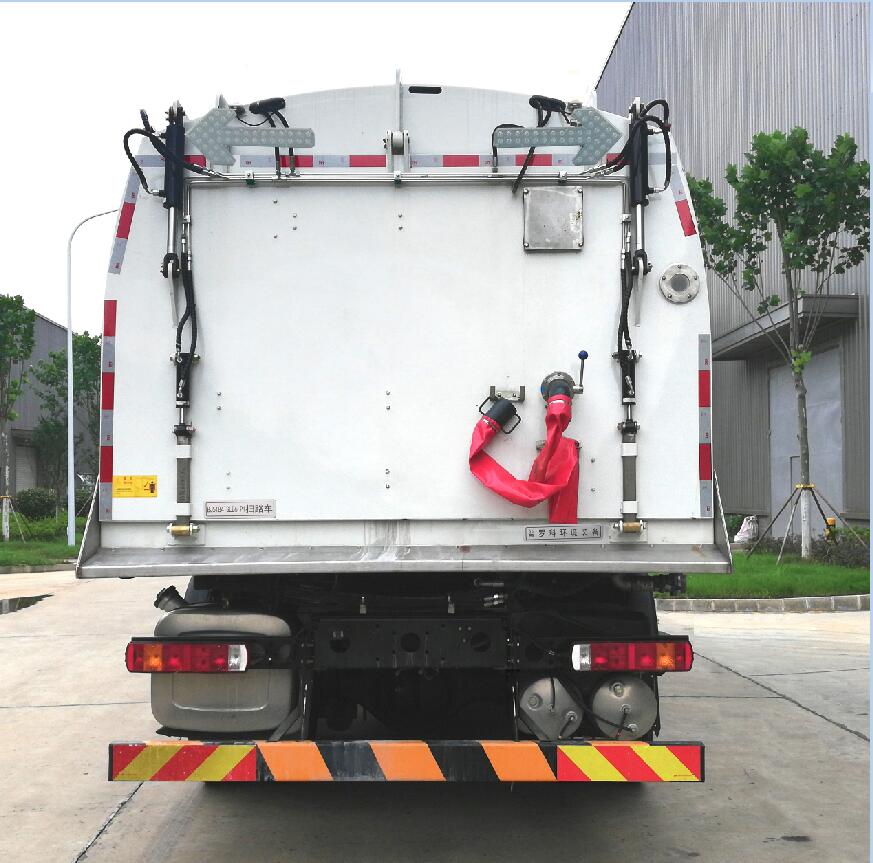 普罗科牌BJ5184TSLE6-P1扫路车公告图片