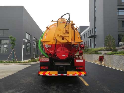 楚勝牌CSC5180GQWD6清洗吸污車公告圖片