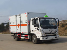 爆破器材运输车