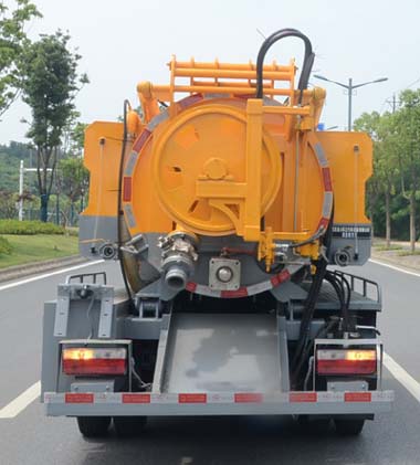 琴臺(tái)牌QT5075GQWE6清洗吸污車公告圖片