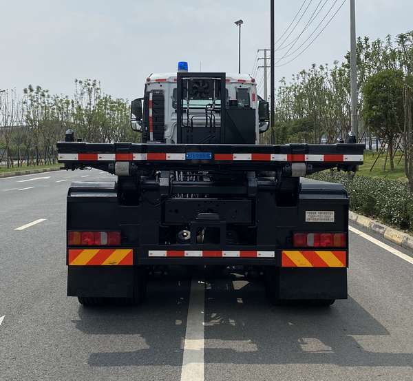 今創(chuàng)嘉藍(lán)牌KTE5311ZXXZ6車廂可卸式垃圾車公告圖片