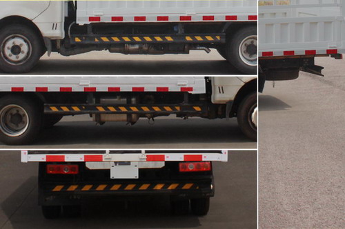東風牌EQ5040CCY6CDBAC倉柵式運輸車公告圖片