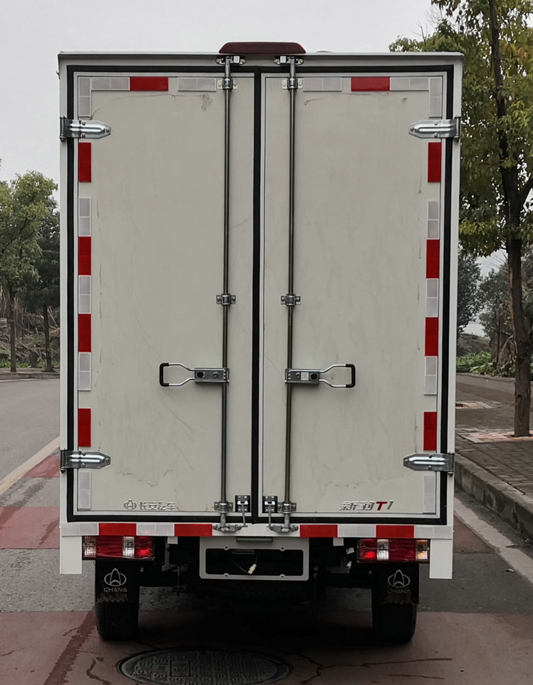 長(zhǎng)安牌SC5021XXYXLD6B1廂式運(yùn)輸車公告圖片