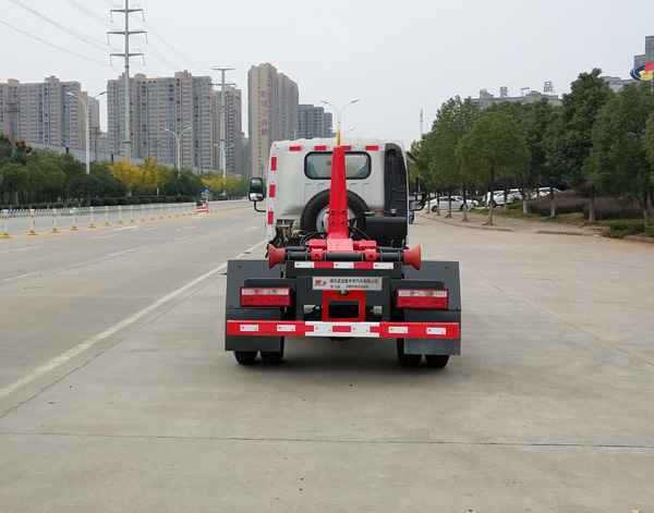 楚飛牌CLQ5070ZXX6CA車(chē)廂可卸式垃圾車(chē)公告圖片