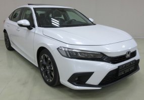 轿车
