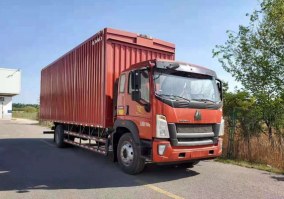 豪沃牌ZZ5177XYKK561DF1B翼开启厢式车