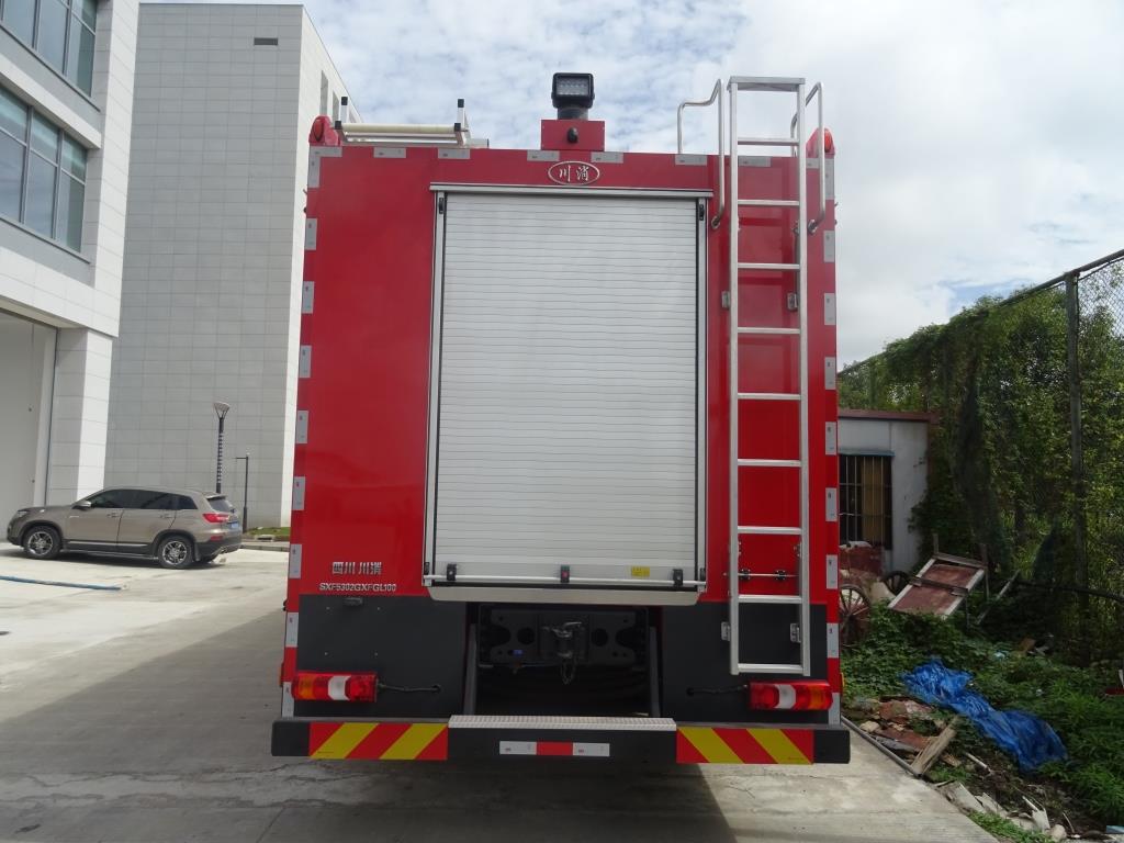 川消牌SXF5302GXFGL100干粉水联用消防车公告图片