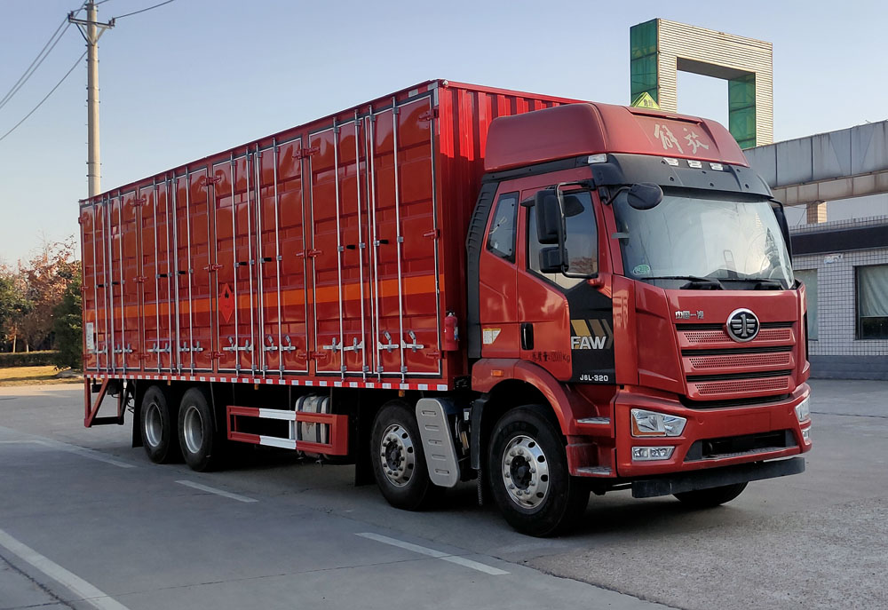 邁德盛牌YAD5320XRYCA6易燃液體廂式運(yùn)輸車(chē)公告圖片