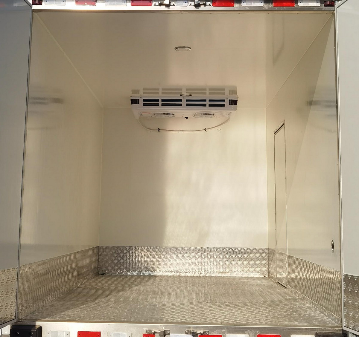 雪豐牌GXF5046XLC冷藏車公告圖片