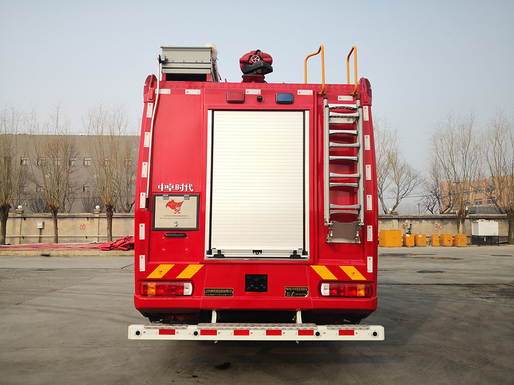 中卓时代牌ZXF5430GXFPM240/HT6泡沫消防车公告图片