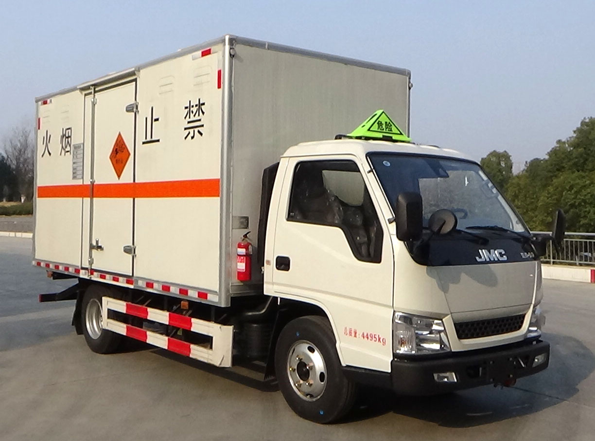 專致牌YZZ5041XQYJC6爆破器材運輸車公告圖片