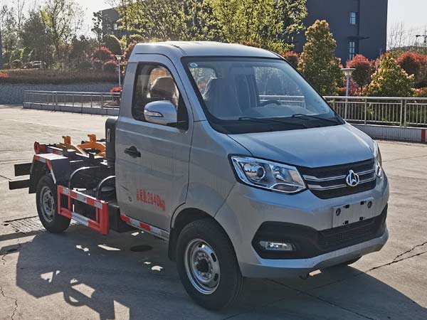 程力威牌CLW5030ZXXSC6車廂可卸式垃圾車公告圖片