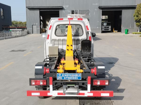 程力威牌CLW5030ZXXSC6車廂可卸式垃圾車公告圖片