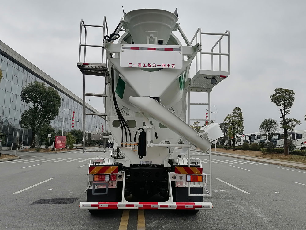 三一牌SYM5310GJB4BEV1純電動混凝土攪拌運(yùn)輸車公告圖片