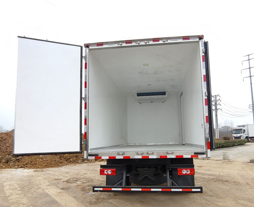 伴君長興牌AAA5148XLC-FM1冷藏車公告圖片