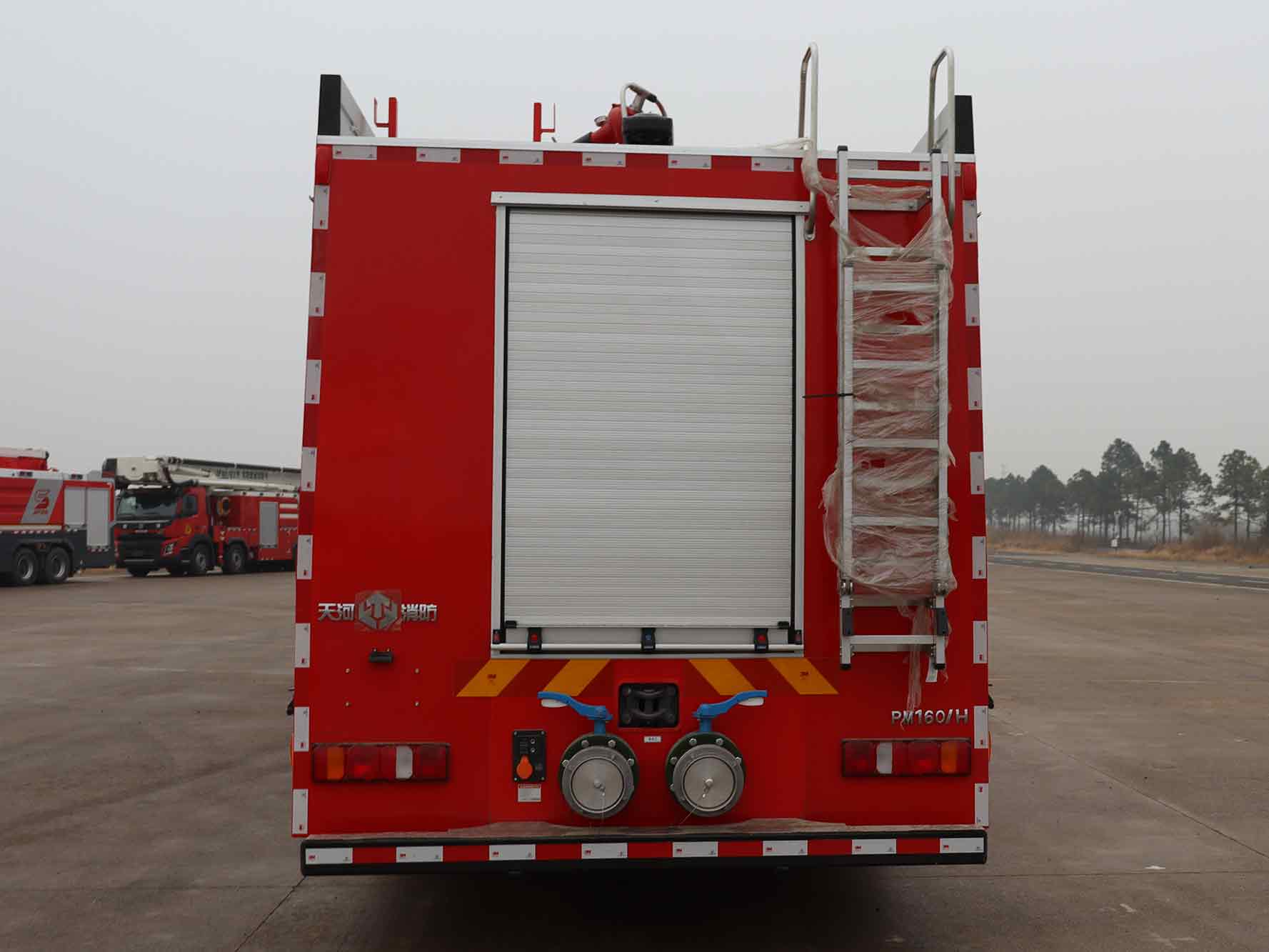 天河牌LLX5326GXFPM160/H泡沫消防車公告圖片