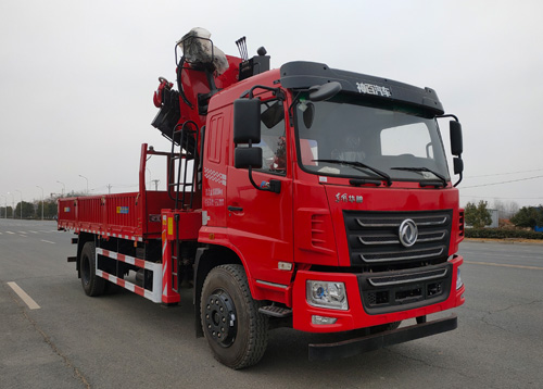 神百重工牌ABC5188JSQDJ6隨車(chē)起重運(yùn)輸車(chē)公告圖片