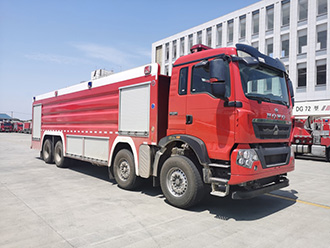 程力威牌CLW5430GXFPM250/HW泡沫消防车公告图片