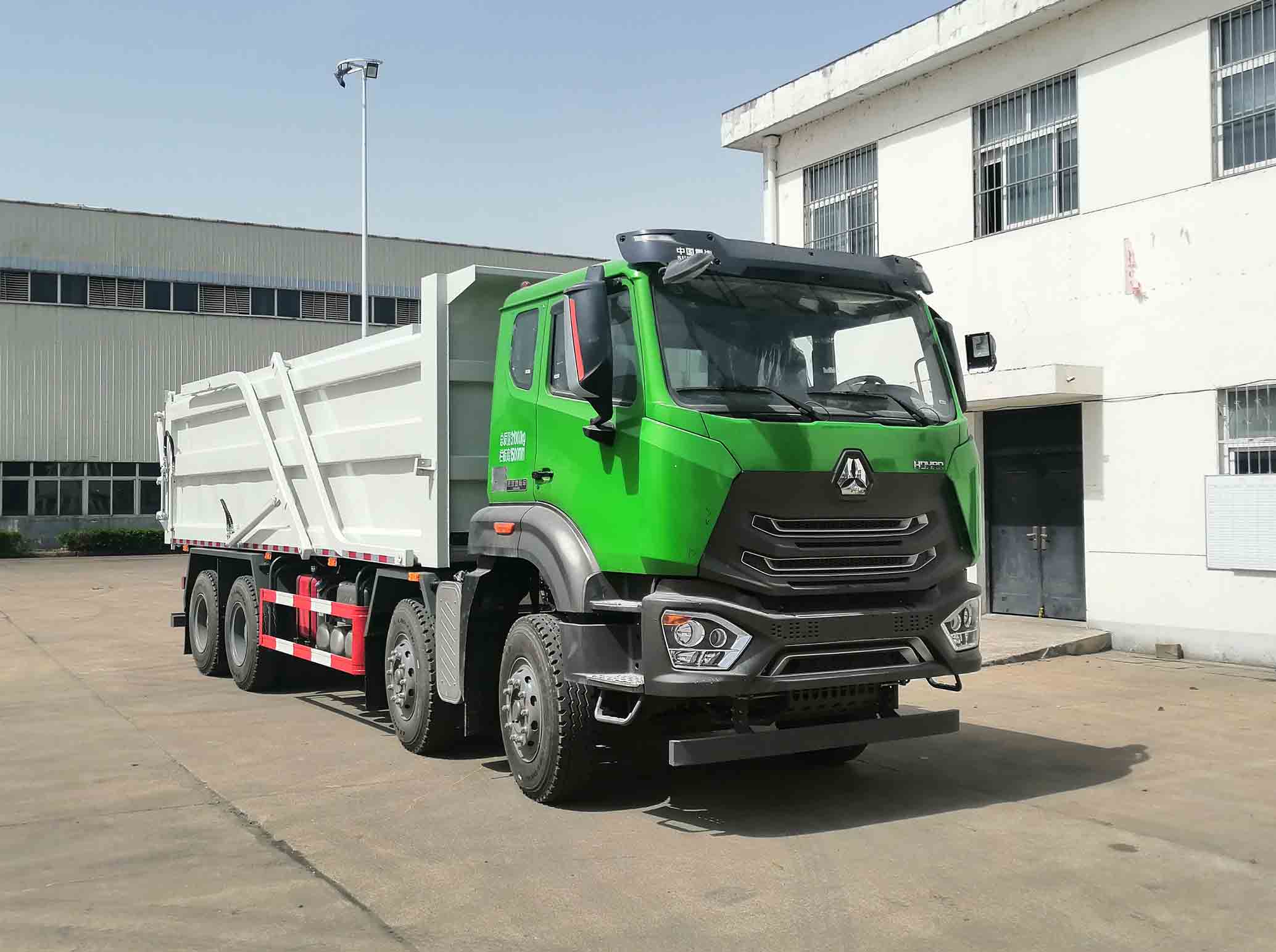 華威馳樂牌SGZ5312ZWXZZ6N污泥自卸車公告圖片