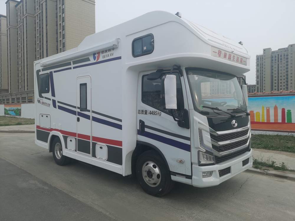 迪艾孚牌DEF5045XLJ旅居車公告圖片