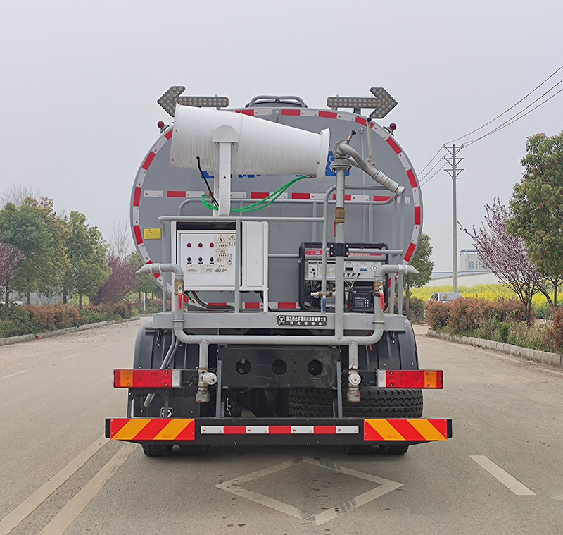 徐工牌DXA5311GPSD6綠化噴灑車公告圖片