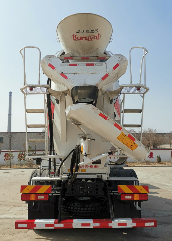 北方重工牌BZ5318GJB27DY6混凝土攪拌運(yùn)輸車公告圖片