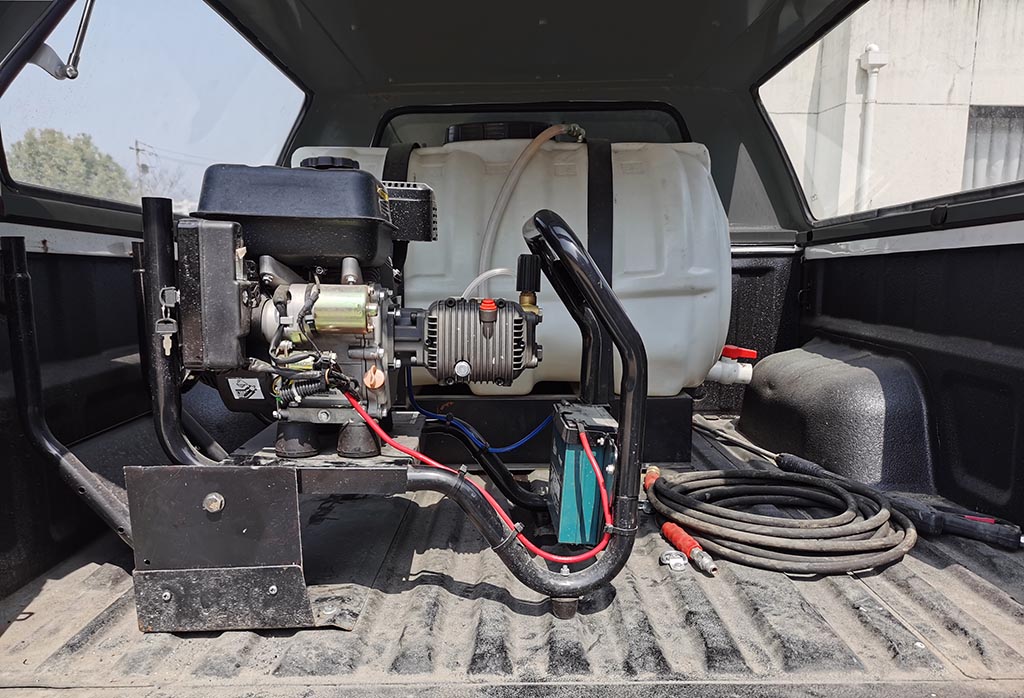 中汽牌ZQZ5030TYHBEV1純電動(dòng)路面養(yǎng)護(hù)車公告圖片