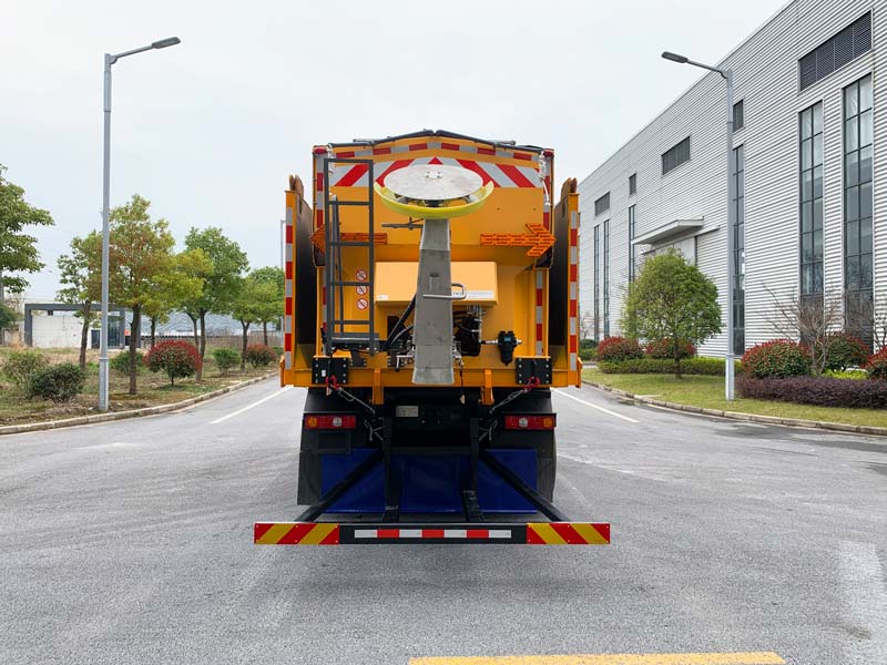天嘉致能牌JTJ5252TCXS6除雪車公告圖片