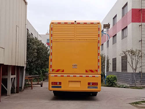 龍吸水牌FLG5180TPS94Z大流量排水搶險(xiǎn)車公告圖片