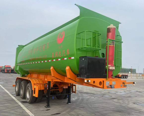 三威牌9.6米32.1吨3轴中密度粉粒物料运输半挂车(WQY9409GFL)
