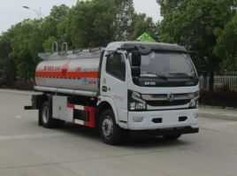 运油车
