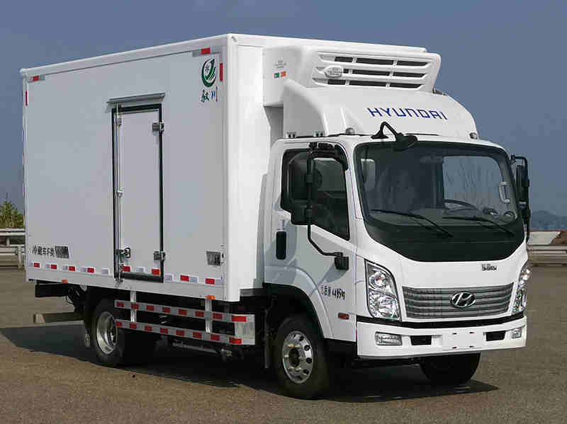 現(xiàn)代牌CHM5042XLCZDC33BEV純電動(dòng)冷藏車公告圖片