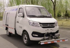 路面养护车