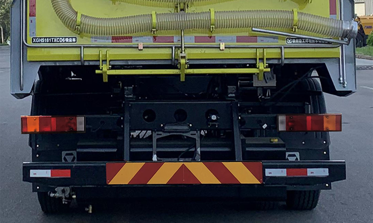 徐工牌XGH5181TXCD6吸塵車公告圖片