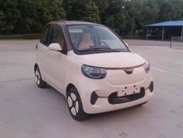 霆睿牌DFL7001NNY1BEV型纯电动轿车