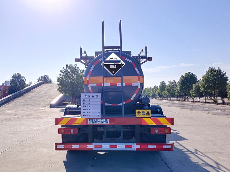 程力牌CL5260GFWD6腐蚀性物品罐式运输车公告图片