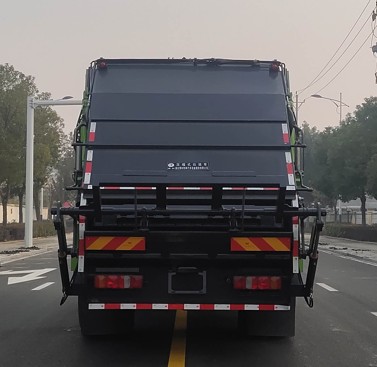 博利牌BLT5180ZYSZ6壓縮式垃圾車公告圖片