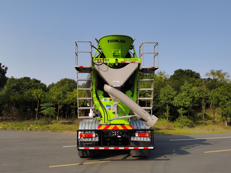 中聯(lián)牌ZLJ5310GJBJX2F混凝土攪拌運輸車公告圖片