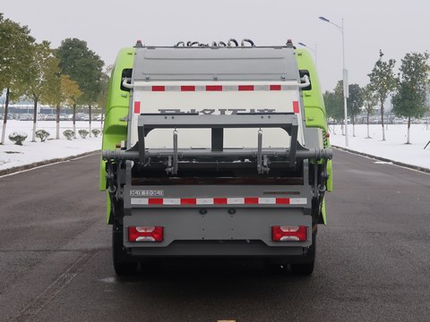 中聯(lián)牌ZBH5121ZYSSHABEV純電動(dòng)壓縮式垃圾車(chē)公告圖片