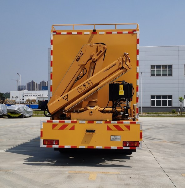 途穩(wěn)行牌PC5110XZM搶險救援照明車公告圖片