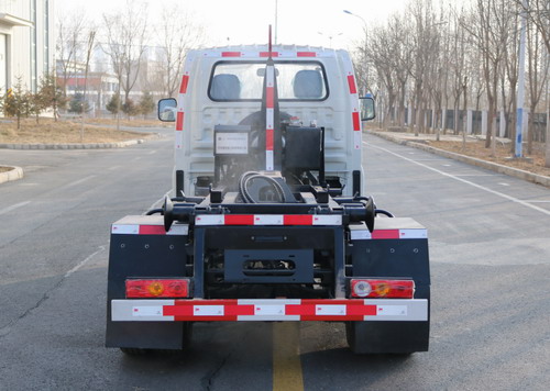 高漠牌GSK5032ZXXBJ6車廂可卸式垃圾車公告圖片