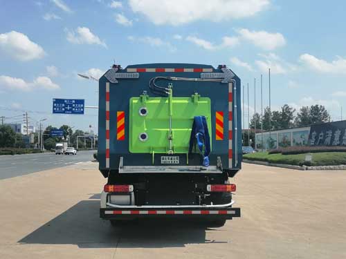 華威馳樂(lè)牌SGZ5189TXSZZ6T5洗掃車公告圖片