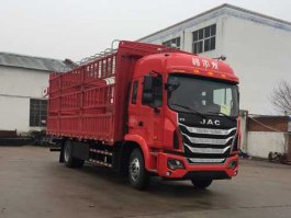 仓栅式运输车