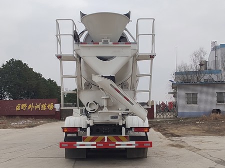 陕汽牌SX5310GJBGP6316混凝土搅拌运输车公告图片