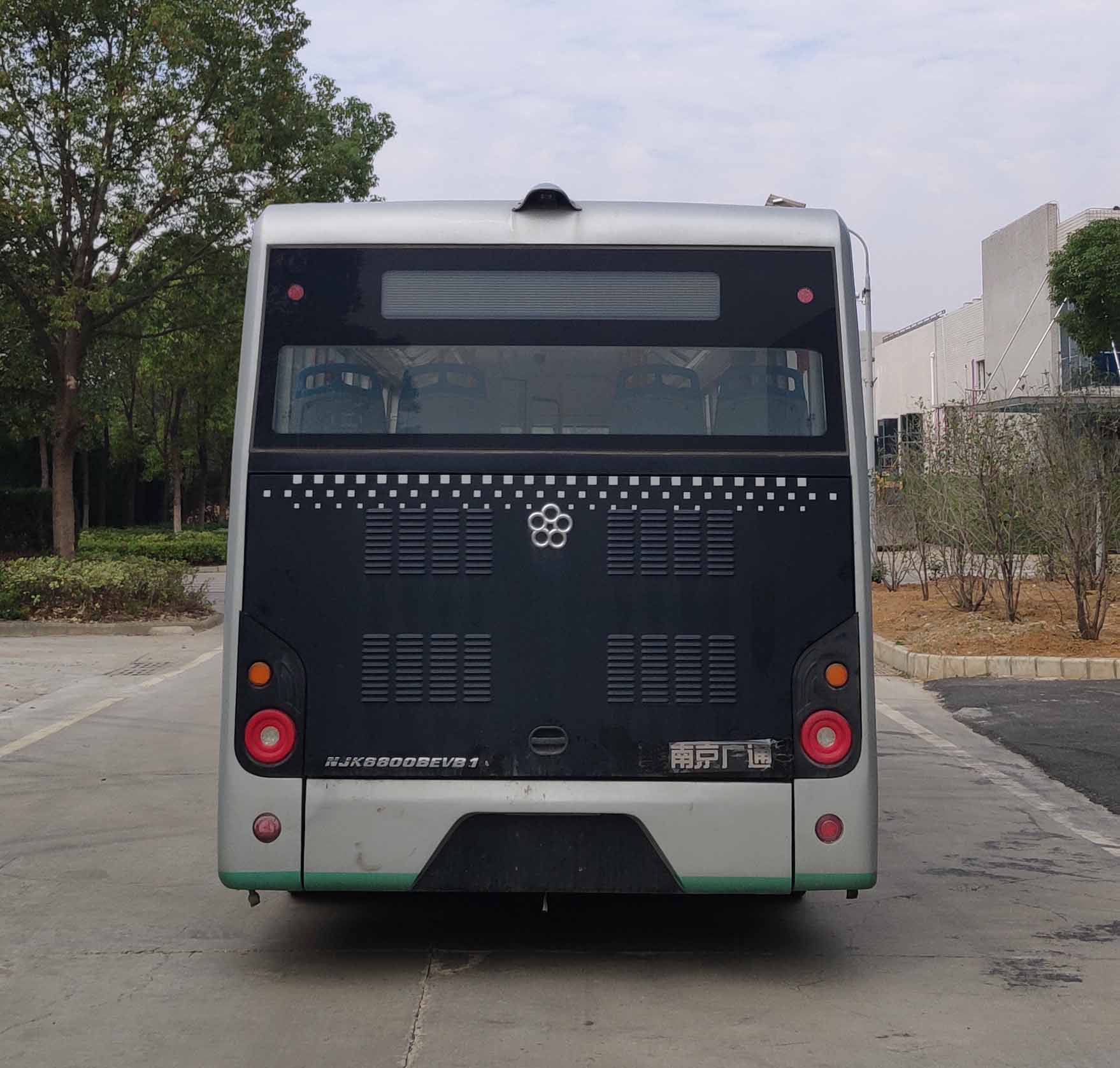 广通牌NJK6800BEVB1纯电动城市客车公告图片