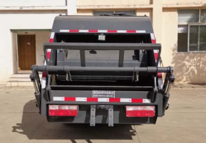 旺龍威牌WLW5045ZYSE壓縮式垃圾車(chē)公告圖片