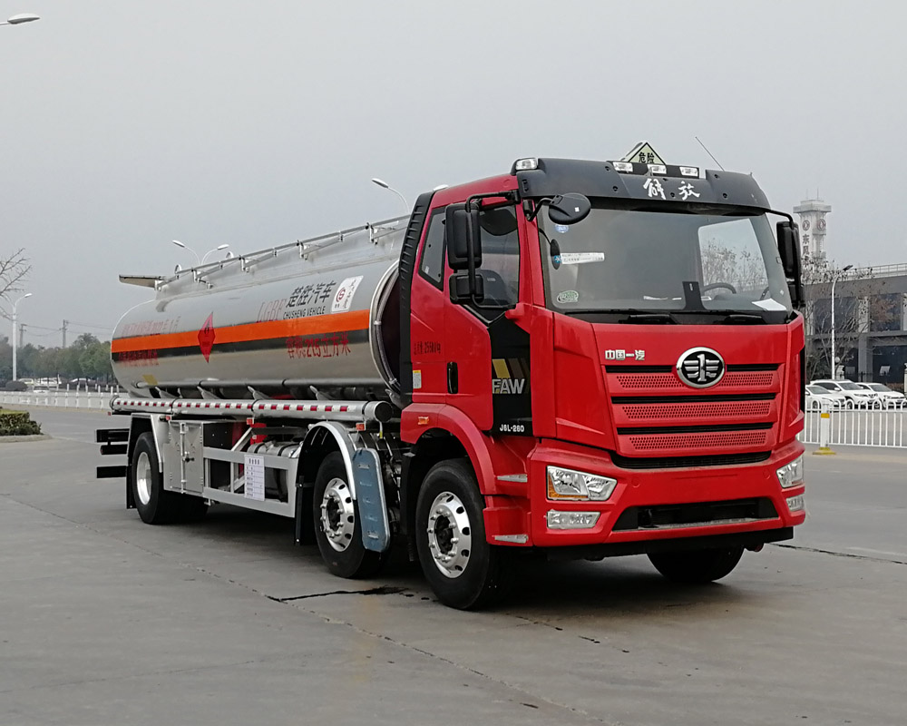 楚勝牌CSC5262GYYLC6A鋁合金運(yùn)油車公告圖片