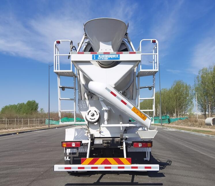 仙達(dá)牌TYH5314GJBSXF10H混凝土攪拌運(yùn)輸車公告圖片