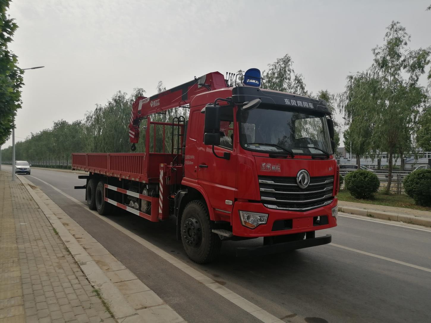 新飛工牌HFL5251JSQ隨車起重運輸車公告圖片