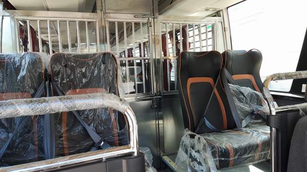 金旅牌XML5162XQC16囚車公告圖片